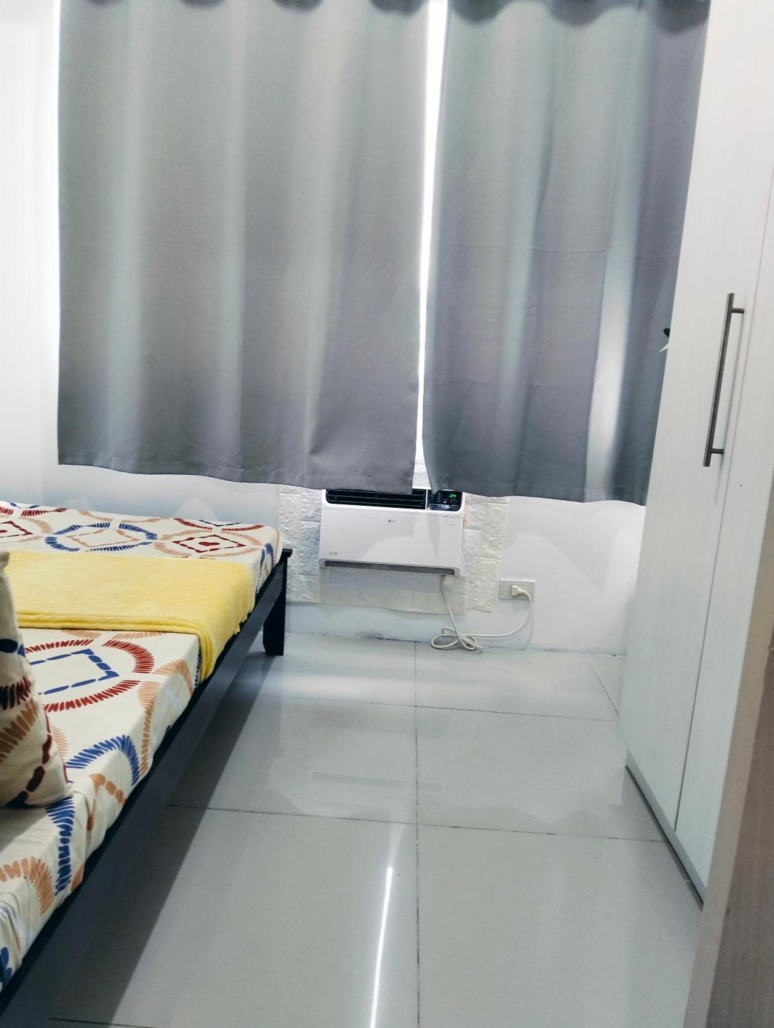 Glenda Place Aurum At Sea Residences Near Moa Pasay Esterno foto